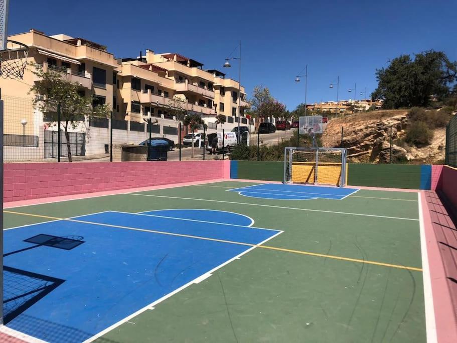 מאלגה Bajo Con Jardin En Primera Linea De Playa מראה חיצוני תמונה