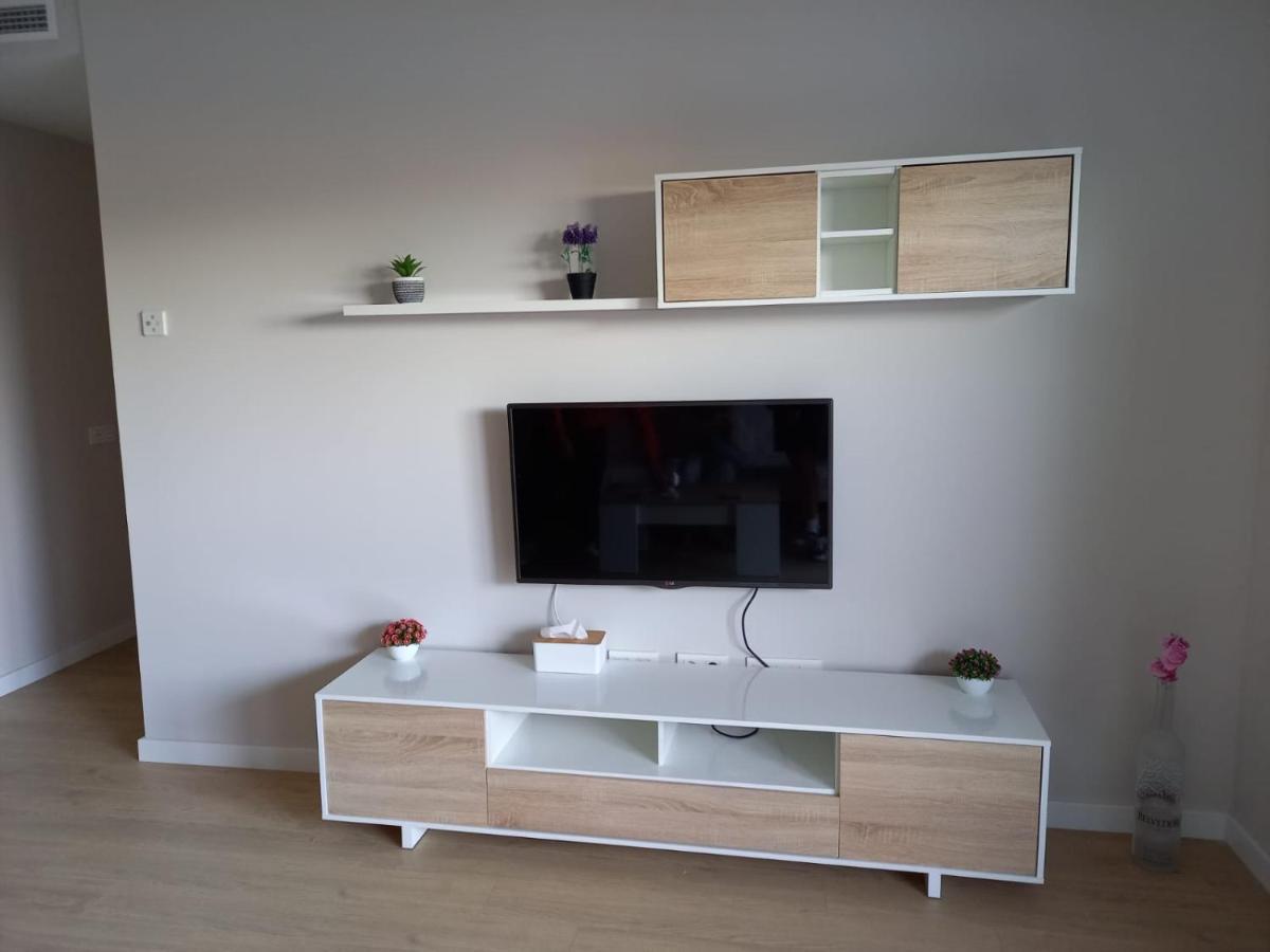 מאלגה Bajo Con Jardin En Primera Linea De Playa מראה חיצוני תמונה